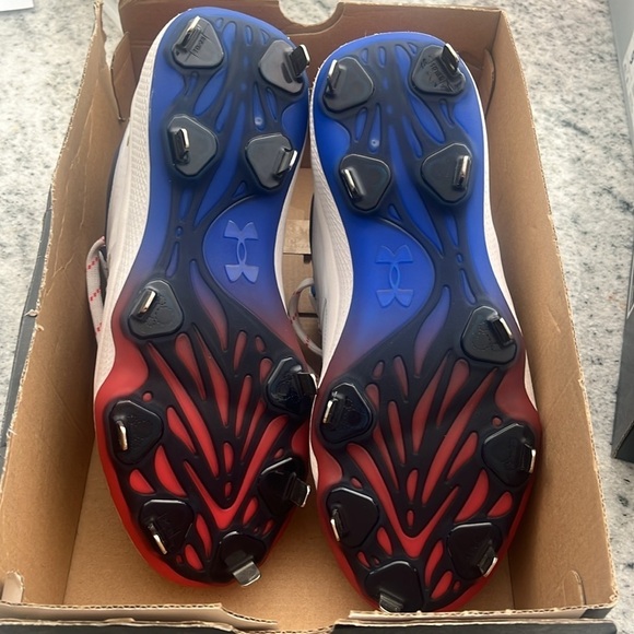 NEW Under Armour Women's Glyde USA Metal Fastpitch Softball Cleats size 7 - Picture 6 of 7